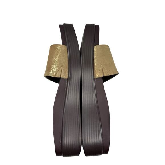 Donald Pliner Wedge Slide Sandal Fifi Leather Size 6 Taupe Metallic Women - Picture 6 of 10